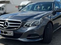 Gebraucht Mercedes E220 Edition 170 PS (125 kW) 2014 Schwarz Kombi