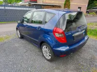 Gebraucht Mercedes A160 95 PS (69 kW) 2010 Blau Limousine