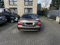Gebraucht Mercedes E320 Avantgarde 224 PS (164 kW) 2007 Grau Limousine