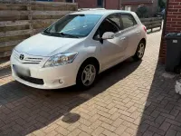 Gebraucht Toyota Auris 130 PS (95 kW) 2011 Weiß Kleinwagen