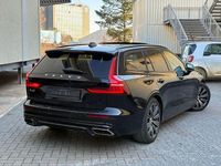 Gebraucht Volvo V60 R-Design 190 PS (139 kW) 2018 Schwarz Kombi
