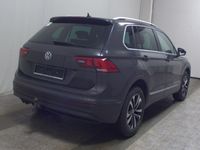 gebraucht VW Tiguan 2.0 TDI IQ.DRIVE Navi ACC Ahk Shz Kamera