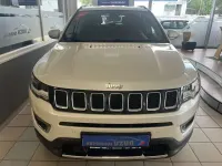 Gebraucht Jeep Compass Limited 170 PS (125 kW) 2018 Bela perla SUV