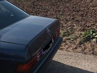 Gebraucht Mercedes 190 122 PS (89 kW) 1993 Blau Limousine