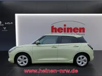 Gebraucht Suzuki Swift Comfort 83 PS (61 kW) 2025 Gelb Limousine