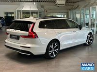 Gebraucht Volvo V60 Plus 197 PS (144 kW) 2025 Weiß Kombi