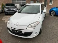 Gebraucht Renault Mégane Expression 110 PS (80 kW) 2012 Weiß Limousine