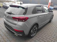 Neu Hyundai i30 N Line 150 PS (110 kW) 2026 Grau Limousine