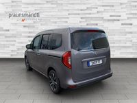 Gebraucht Mercedes T180 Progressive 116 PS (85 kW) 2025 Grau Van / Kleinbus