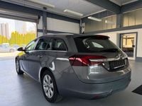 Gebraucht Opel Insignia Edition 136 PS (100 kW) 2017 Grau Kombi