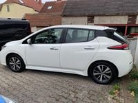 Gebraucht Nissan Leaf Acenta 110 kW (150 PS) 2022 Weiß Kleinwagen
