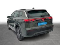 Gebraucht VW Tayron Life 150 PS (110 kW) 2025 Cipressinogrün metallic/cipre SUV