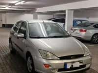 Gebraucht Ford Focus 90 PS (66 kW) 2001 Silber Limousine