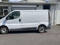 Gebraucht Opel Vivaro 120 PS (88 kW) 2005 Casabl/arctic/eisweiss/kaolin Van / Kleinbus
