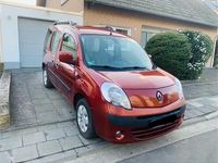 Gebraucht Renault Kangoo Privilege 106 PS (77 kW) 2009 Rot Van / Kleinbus