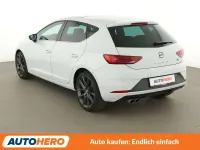 Gebraucht Seat Leon FR 150 PS (110 kW) 2019 Nevada white Limousine