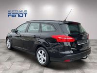 gebraucht Ford Focus Turnier 1,5 TDCI Aut.AHK Navi Winter-Paket