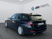 Gebraucht BMW 320 Sport Line 190 PS (139 kW) 2024 Schwarz Kombi