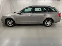 Używany Skoda Octavia Elegance 140 KM (102 kW) 2014 Brązowy Kombi