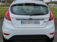 Gebraucht Ford Fiesta 95 PS (69 kW) 2011 Weiß Limousine