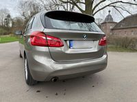 gebraucht BMW 218 Active Tourer 218i - Advantage