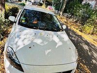 Gebraucht Volvo V40 Momentum 120 PS (88 kW) 2016 Weiß Limousine