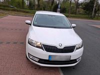 Second-hand Skoda Rapid 105 CP (77 kW) 2014 Alb Hatchback