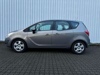 Gebraucht Opel Meriva Active 120 PS (88 kW) 2013 Muskatgrau/muskat braun(m2) Van / Kleinbus