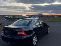 Gebraucht Mercedes C180 143 PS (105 kW) 2004 Schwarz Limousine