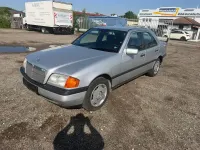 Gebraucht Mercedes C180 122 PS (89 kW) 1994 Limousine