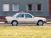 Gebraucht Mercedes 190 75 PS (55 kW) 1990 Beige Limousine