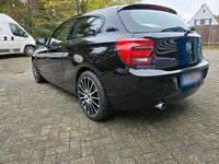 Gebraucht BMW 114 95 PS (69 kW) 2013 Schwarz Kleinwagen