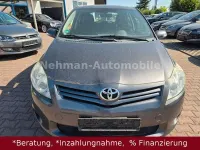 Gebraucht Toyota Auris Edition 126 PS (92 kW) 2011 Grau Kleinwagen