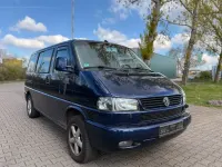Second-hand VW Caravelle 151 CP (111 kW) 2003 Albastru Van