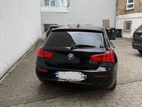 Gebraucht BMW 118 Advantage 136 PS (100 kW) 2017 Schwarz Kleinwagen