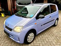 Gebraucht Daihatsu Cuore 58 PS (42 kW) 2004 Violet Kleinwagen