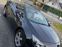 Gebraucht Opel Cascada Edition 120 PS (88 kW) 2013 Schwarz Cabrio