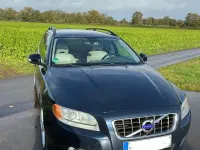 Używany Volvo V70 175 KM (128 kW) 2009 Niebieski Kombi