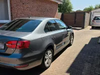 Gebraucht VW Jetta Match 122 PS (89 kW) 2012 Grau Limousine