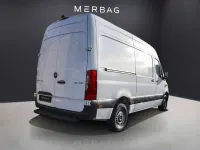 Używany Mercedes Sprinter 170 KM (125 kW) 2023 Biały Van
