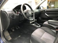 Usata VW Bora 101 CV (74 kW) 2002 Blu Berlina