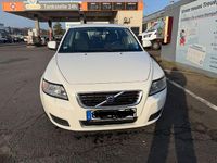 Gebraucht Volvo V50 Momentum 109 PS (80 kW) 2009 Weiß Kombi