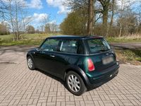 Usado Mini ONE 90 HP (66 kW) 2002 Verde Citadino