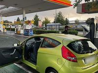 Gebraucht Ford Fiesta 95 PS (69 kW) 2010 Andere farben Kleinwagen