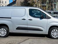 Używany Opel Combo Selection 102 KM (75 kW) 2021 Srebrny Minivan