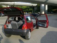 Usata Renault Twingo 58 CV (42 kW) 2003 Rosso Utilitaria