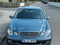 Gebraucht Mercedes E220 Elegance 150 PS (110 kW) 2002 Blau Limousine
