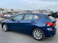Używany BMW 118 Advantage 140 KM (102 kW) 2019 Niebieski Hatchback