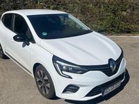 Gebraucht Renault Clio V 67 PS (49 kW) 2022 Weiß Kleinwagen