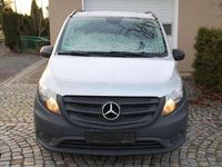 Gebraucht Mercedes Vito 163 PS (119 kW) 2017 Brillantsilber metallic Van